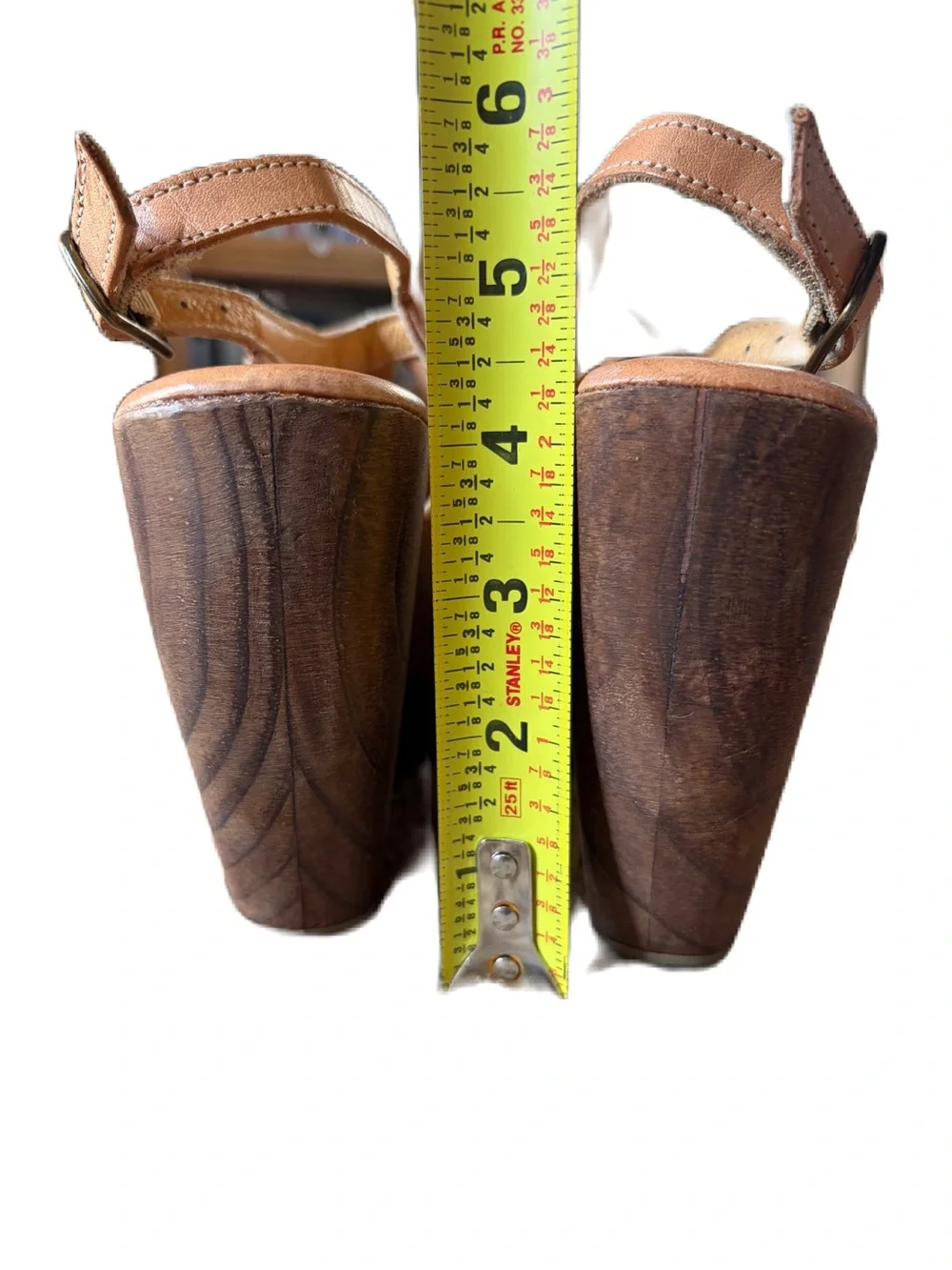 Very Volatile Leather Wedge Sandals Size 9 Tan Boho Platform Made Mexico